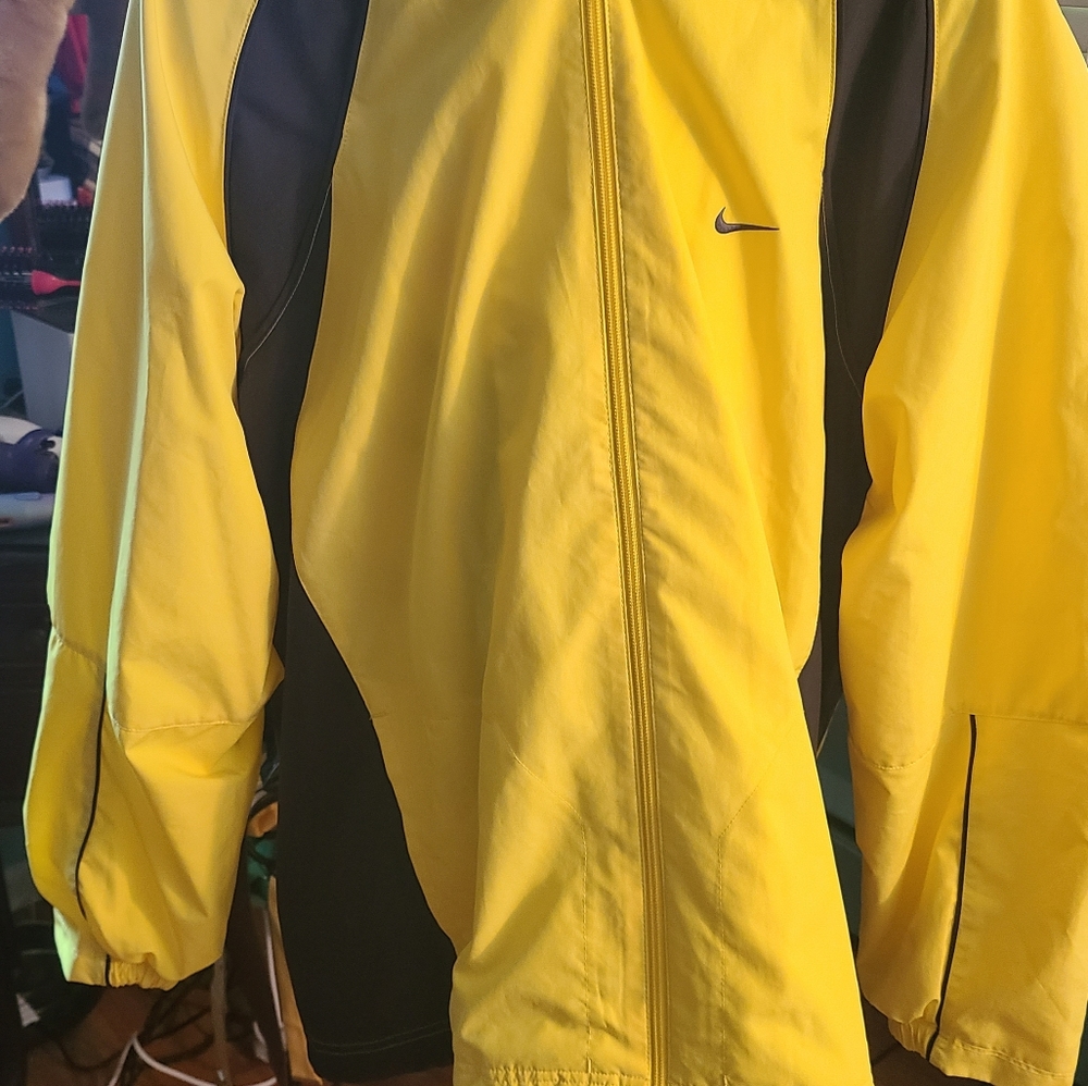 Nike Wind Breaker Coat